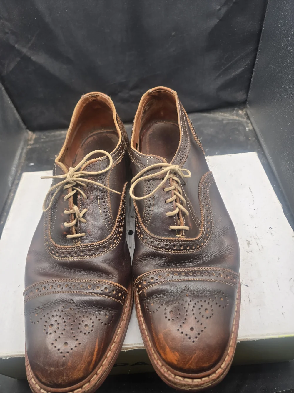 Men's Brown Wingtip Oxford Dress Shoes - Classic Lace-Up